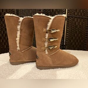 BearPaw Abigail winter boots. Suede upper, sheepskin/ wool blend lining. Tan. 6
